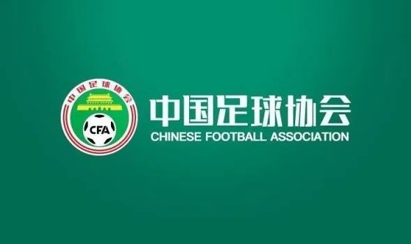 他揉捏她两乳不停呻吟a视频